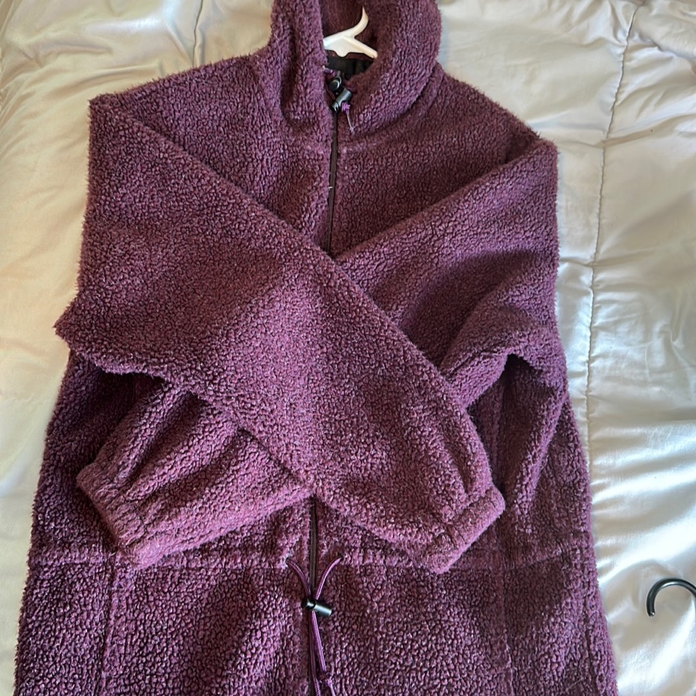 Woolrich Purple Jacket with Hood and Pockets! size: S